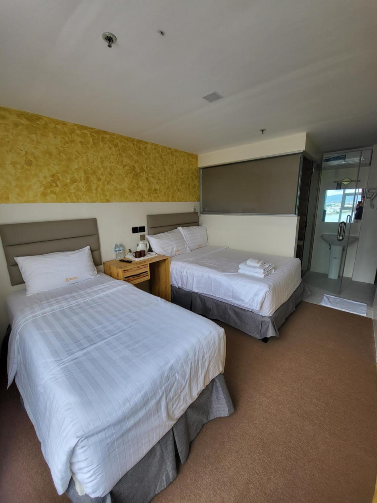 Sempre Premier Inn - Mactan Airport Hotel Lapu-Lapu City Room photo